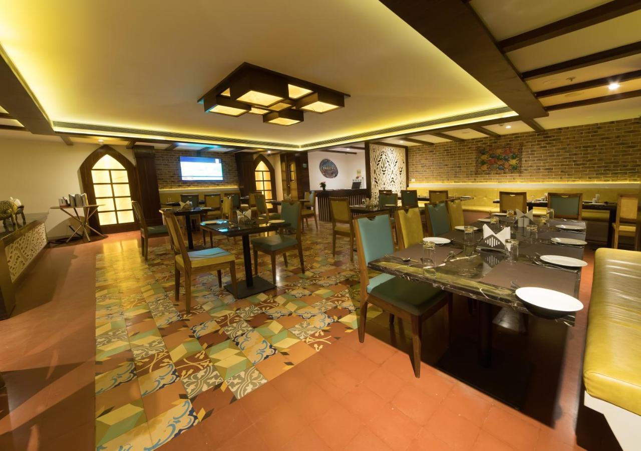 Zip By Spree Hotels Samudra Белгаум Экстерьер фото