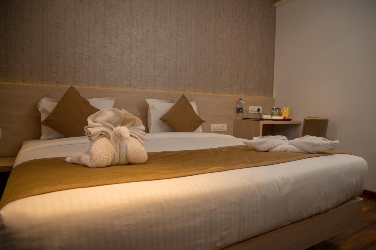 Zip By Spree Hotels Samudra Белгаум Экстерьер фото